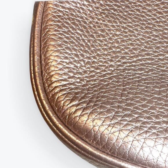 Auth Gucci Metallic Pink Disco Crossbody SoHo
Bag Purse Handbag - Picture 10 of 14